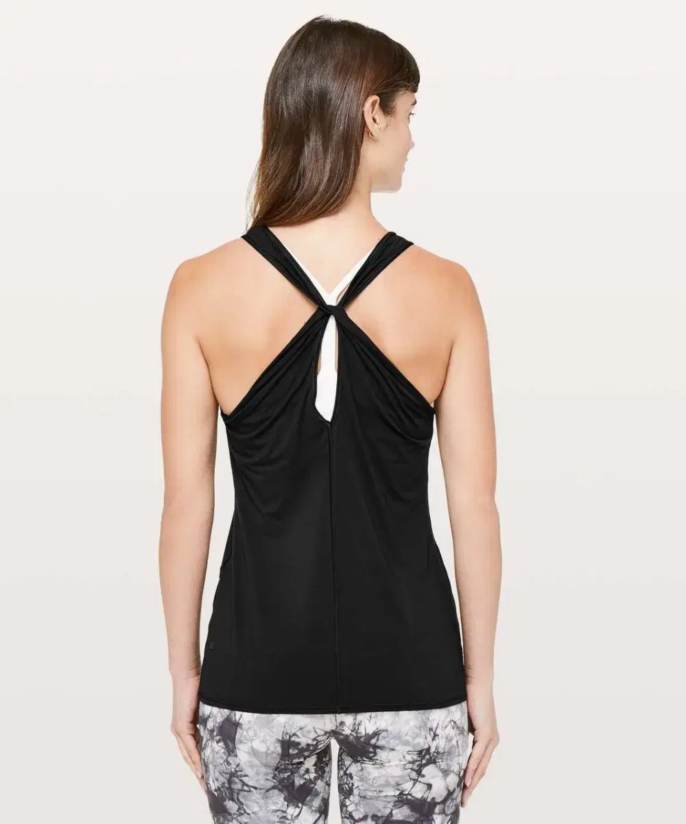 룰루레몬 Timeless Twist Tank 4 사이즈 탱크탑